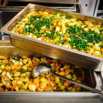 Upper Rhine Sustainable Food : Des filières durables pour les repas végétariens dans les cantines et commerces de détail